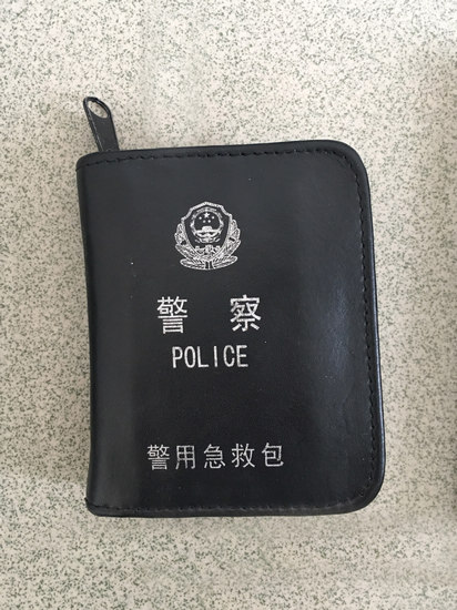 疯狂北京城里的交通警察单警装备