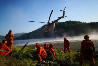 【重磅】水面机降直击火场 大兴安岭26起雷电森林火灾投入兵力1839人