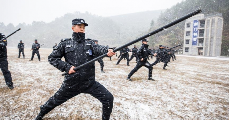 长警棍图片